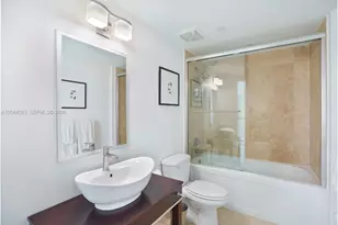 350 S Miami Ave, Miami, FL 33130 - Photo 17