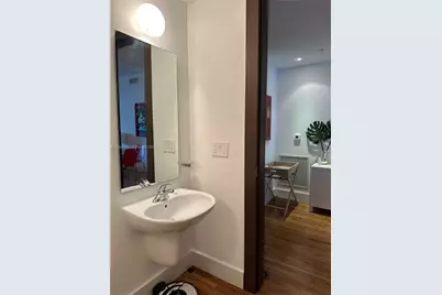 2001 Meridian Ave #309, Miami Beach, FL 33139 - Photo 11