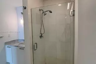 2001 Meridian Ave, Miami Beach, FL 33139 - Photo 39