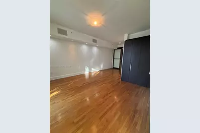 2001 Meridian Ave #309, Miami Beach, FL 33139 - Photo 21