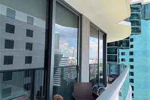 55 SW 9th St, Miami, FL 33130 - Photo 19
