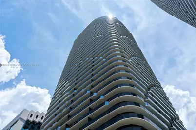 55 SW 9th St #2208, Miami, FL 33130 - Photo 1