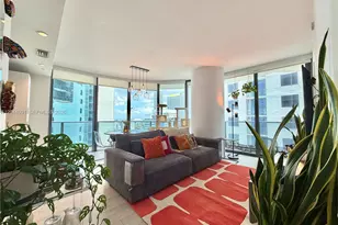 55 SW 9th St, Miami, FL 33130 - Photo 15