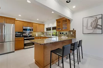 18250 SW 88th Pl, Palmetto Bay, FL 33157 - Photo 17