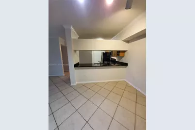 6458 Emerald Dunes #304, West Palm Beach, FL 33411 - Photo 3