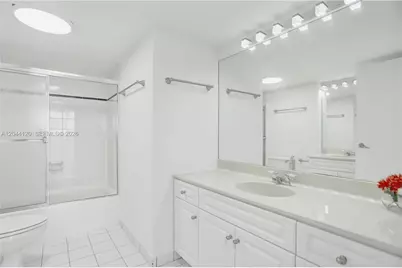 555 NE 15th St #20I, Miami, FL 33132 - Photo 21