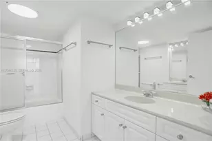 555 NE 15th St, Miami, FL 33132 - Photo 21