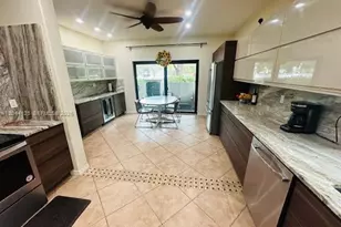 4318 NW 113th Pl, Doral, FL 33178 - Photo 5