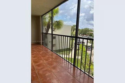 8025 SW 107th Ave #313, Miami, FL 33173 - Photo 15