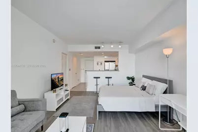 325 S Biscayne Blvd #1520, Miami, FL 33131 - Photo 5