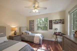 7622 SW 102nd St, Pinecrest, FL 33156 - Photo 5