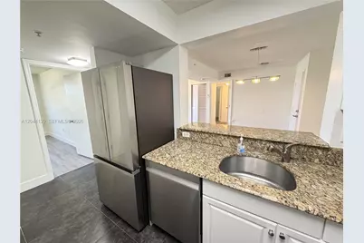 2711 Ocean Club Blvd #203, Hollywood, FL 33019 - Photo 9