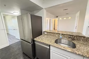 2711 Ocean Club Blvd, Hollywood, FL 33019 - Photo 9