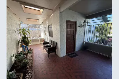 15622 SW 142nd Ct, Miami, FL 33177 - Photo 7