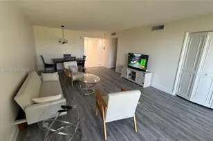 2901 S Palm Aire Dr, Pompano Beach, FL 33069 - Photo 13
