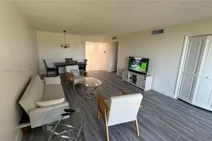 2901 S Palm Aire Dr, Pompano Beach, FL 33069 - Photo 11