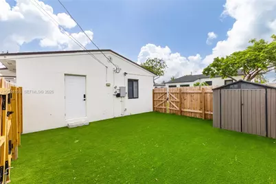 1918 Taft St #Rear Unit, Hollywood, FL 33020 - Photo 1