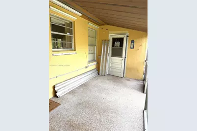 14725 SW 86th Ln, Miami, FL 33193 - Photo 27