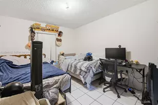 2801 SW 24th St, Miami, FL 33145 - Photo 21
