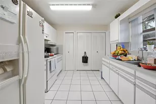 2801 SW 24th St, Miami, FL 33145 - Photo 7