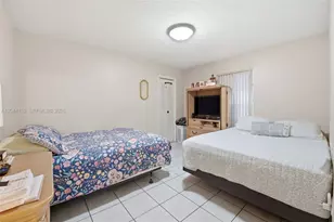 2801 SW 24th St, Miami, FL 33145 - Photo 3