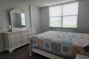 1009 N Ocean Blvd, Pompano Beach, FL 33062 - Photo 5