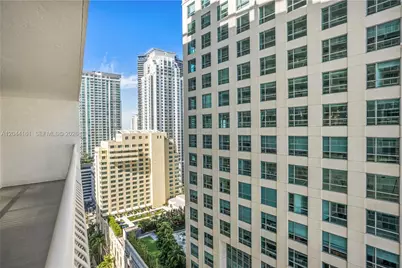 1200 Brickell Bay Dr #2806, Miami, FL 33131 - Photo 23