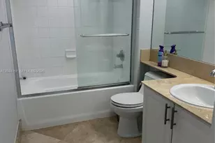 1155 Brickell Bay Dr, Miami, FL 33131 - Photo 9