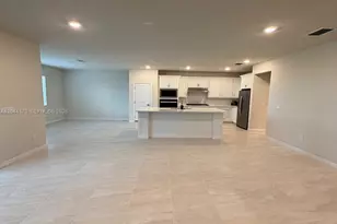 12251 SW Periwinkle Ct, Port Saint Lucie, FL 34987 - Photo 5