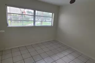 1340 NE 28th Ave, Pompano Beach, FL 33062 - Photo 15