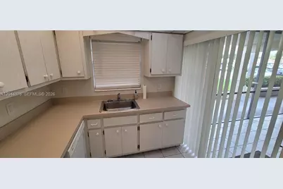 1340 NE 28th Ave #129, Pompano Beach, FL 33062 - Photo 7