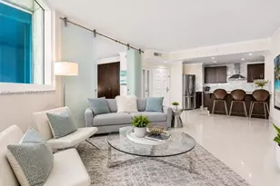 300 South Pointe Dr, Miami Beach, FL 33139 - Photo 3