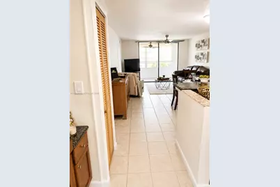 2821 Somerset Dr #312, Lauderdale Lakes, FL 33311 - Photo 9