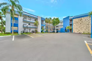 3100 Holiday Springs Blvd, Margate, FL 33063 - Photo 35