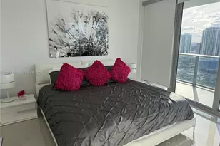 488 NE 18th St, Miami, FL 33132 - Photo 3