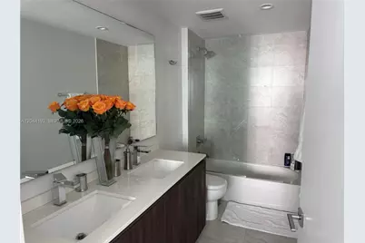 488 NE 18th St #2701, Miami, FL 33132 - Photo 17