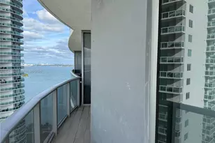 488 NE 18th St, Miami, FL 33132 - Photo 23