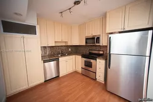 2801 NE 183rd St, Aventura, FL 33160 - Photo 13