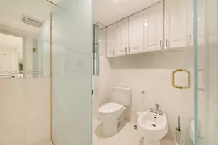 155 Ocean Ln Dr, Key Biscayne, FL 33149 - Photo 19
