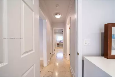 13140 Coronado Dr, North Miami, FL 33181 - Photo 27