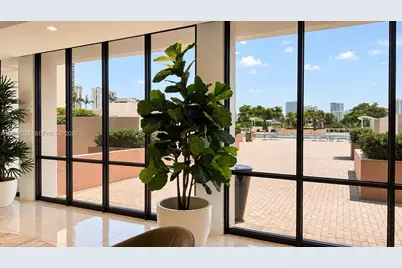 20301 W Country Club Dr #1826, Aventura, FL 33180 - Photo 19