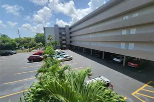 802 NW 87th Ave, Miami, FL 33172 - Photo 13