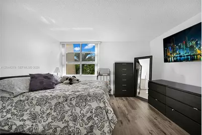 942 NE 199th St #4E, Miami, FL 33179 - Photo 21