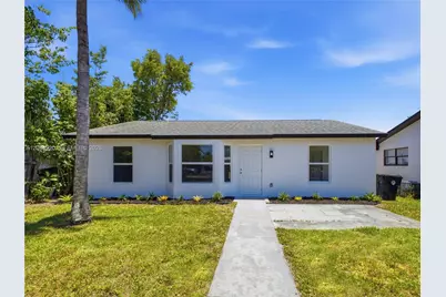 1229 18th Ave N, Lake Worth, FL 33460 - Photo 1