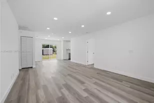 1229 18th Ave N, Lake Worth, FL 33460 - Photo 5