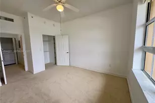 3001 NE 185th St, Aventura, FL 33180 - Photo 23
