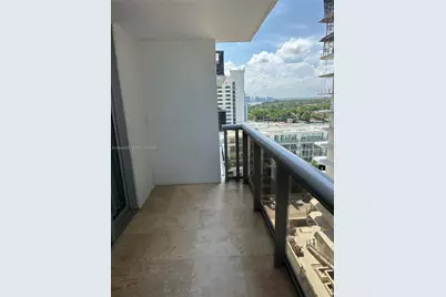 6039 Collins Ave #1205, Miami Beach, FL 33140 - Photo 17