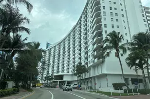 6039 Collins Ave, Miami Beach, FL 33140 - Photo 37
