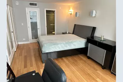 6039 Collins Ave #1205, Miami Beach, FL 33140 - Photo 5