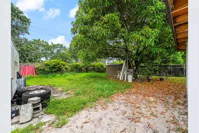 1215 Kasim St, Opa-Locka, FL 33054 - Photo 23
